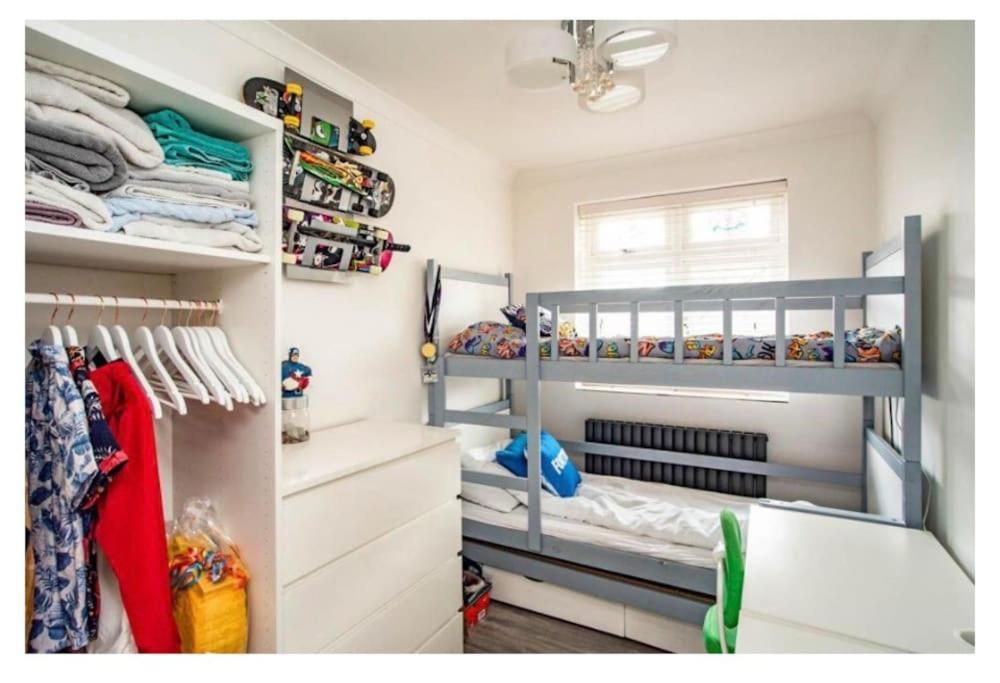 2 Bed - Walking Distance To Harry Potter *